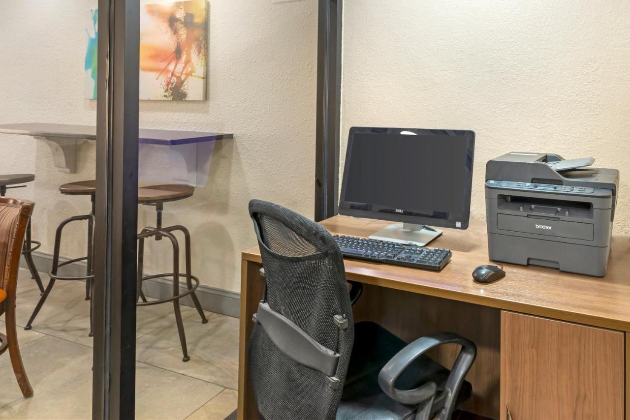 Best Western Plus Executive Hotel Richmond Dumbarton Kültér fotó