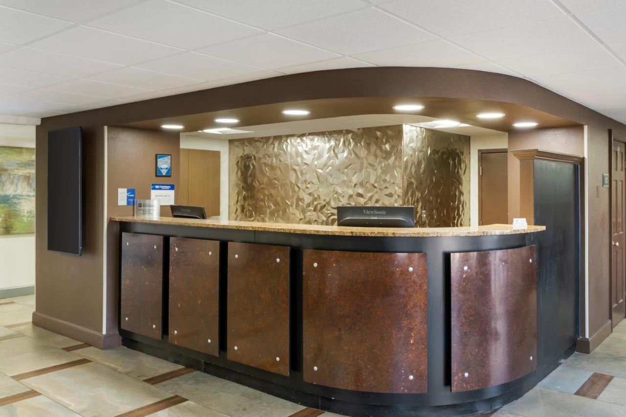 Best Western Plus Executive Hotel Richmond Dumbarton Kültér fotó
